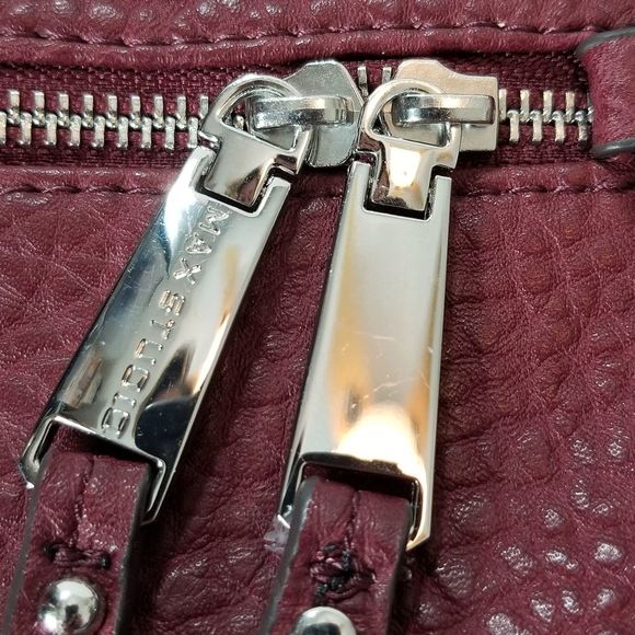1 DAY SALE Max Studio Burgundy Convertible style bag - Picture 4 of 15